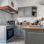 Prázdninový dům Maison Av Piscine Proche Uzes